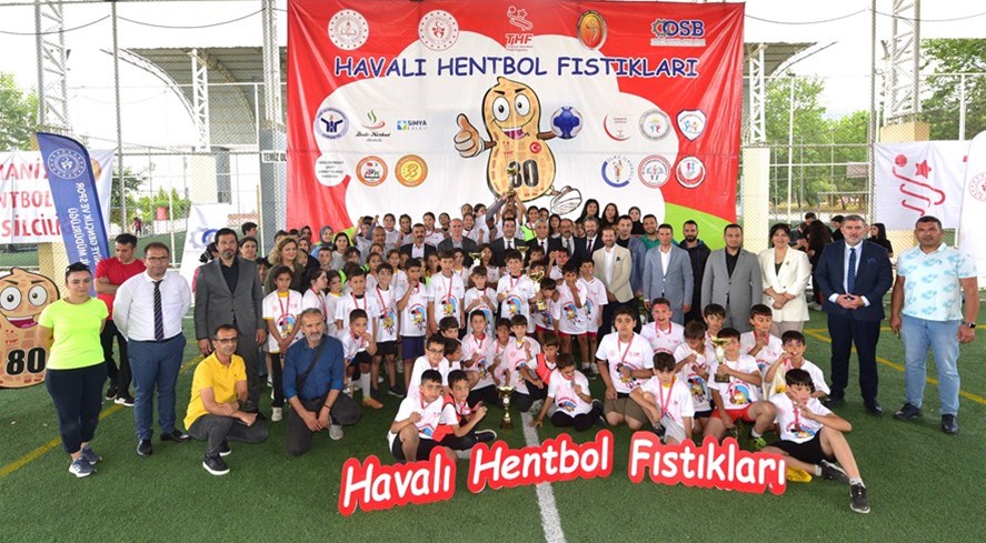 Havalı Hentbol Fıstıkları" Mini Hentbol Şenliği’nin 2. Heyecanı Yaşandı