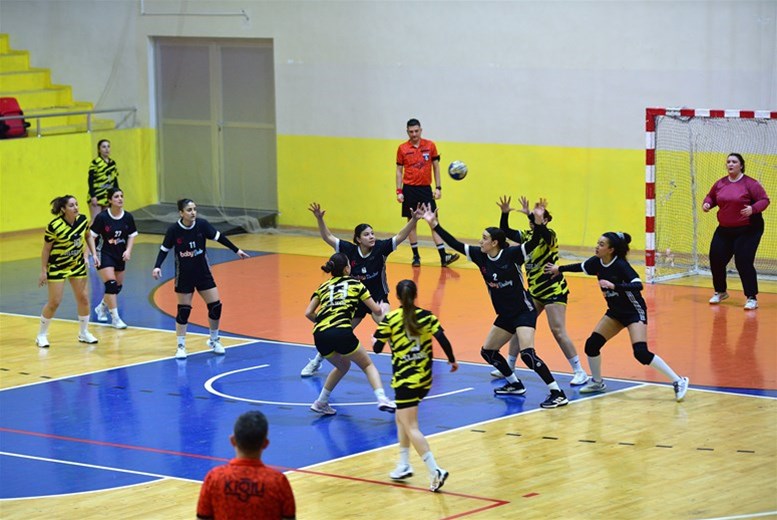 Hentbol Kadınlar 2. Lig Play-Off Grup Müsabakaları Osmaniye’de Tamamlandı!