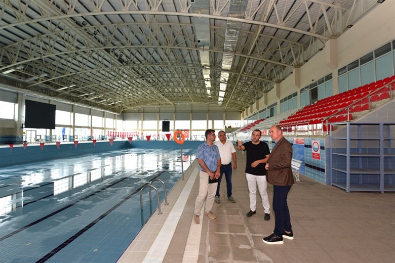 Olimpik Kapalı Yüzme Havuzu Yenileniyor