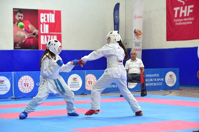 ANALİG KARATE 1. ETAP 3. GRUP MÜSABAKALARI OSMANİYE'DE TAMAMLANDI