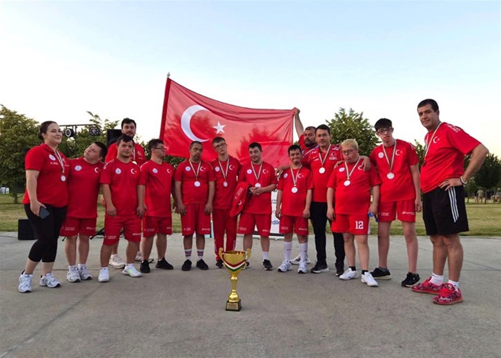 OSMANİYELİ HÜSEYİN SAİD ELMASOĞLU’NDAN DÜNYA İKİNCİLİĞİ GURURU